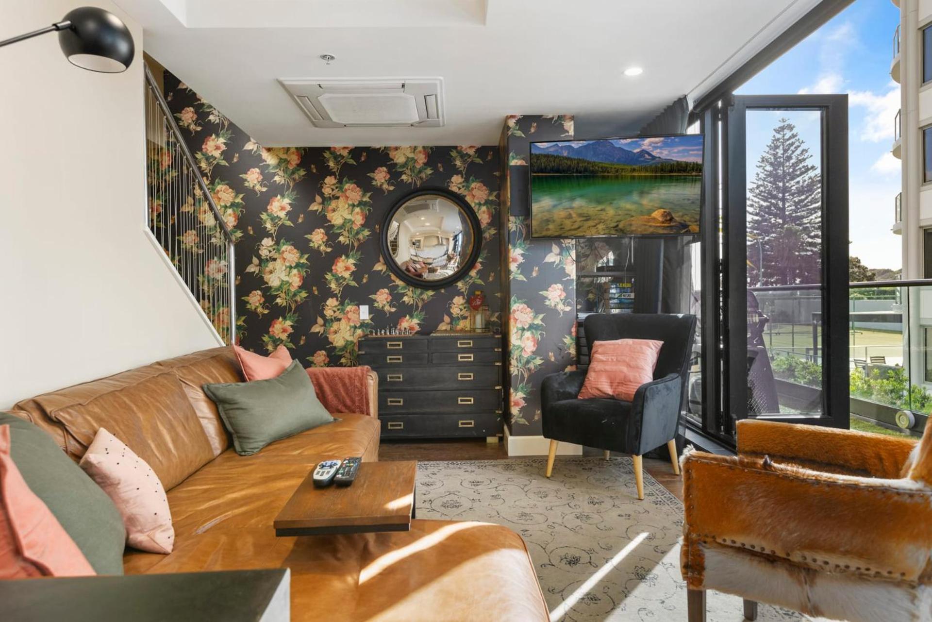 Marvelous Downtown Apartment Moments From Main Beach With Heated Pool, Gym And Parking Mount Maunganui Eksteriør bilde