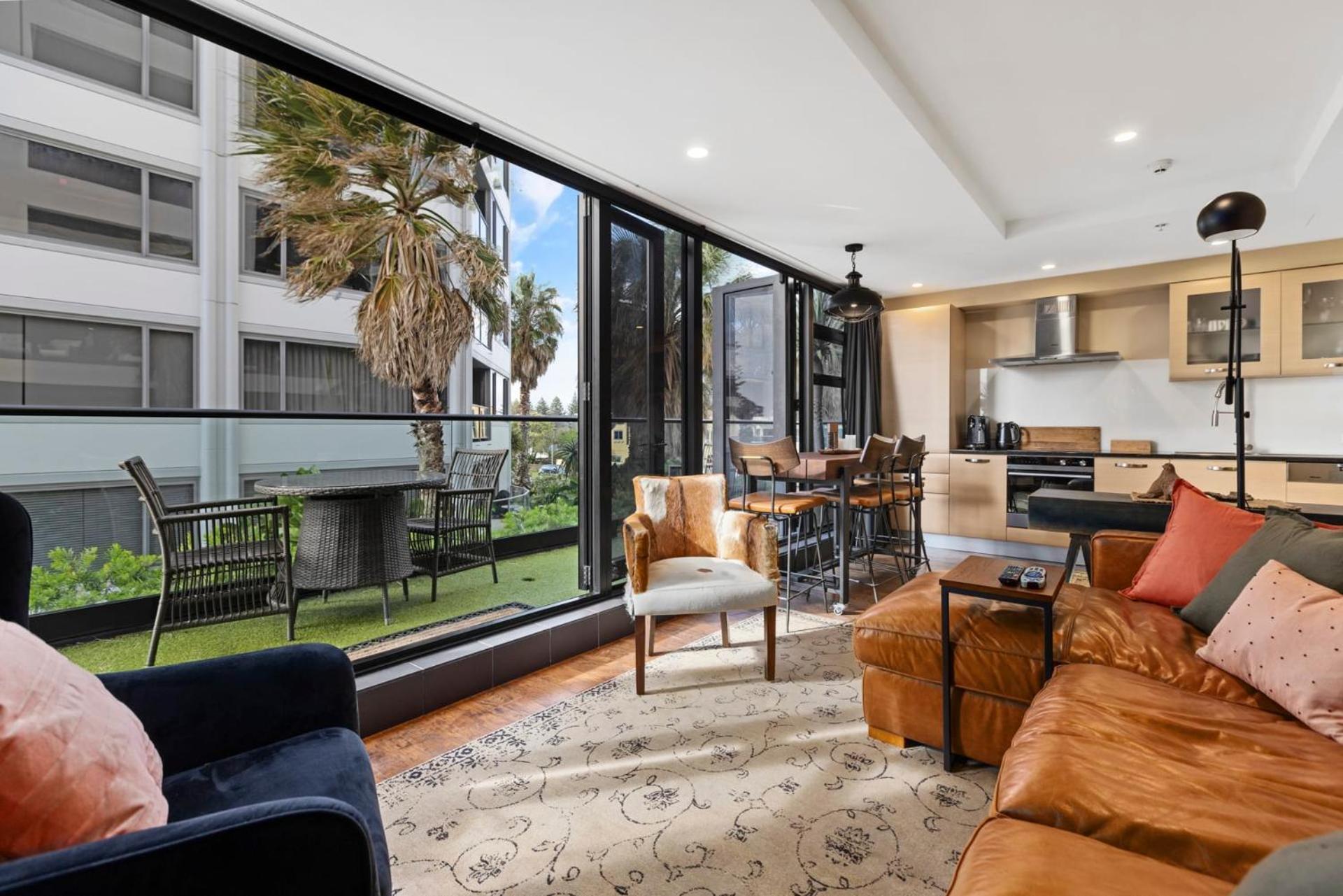 Marvelous Downtown Apartment Moments From Main Beach With Heated Pool, Gym And Parking Mount Maunganui Eksteriør bilde